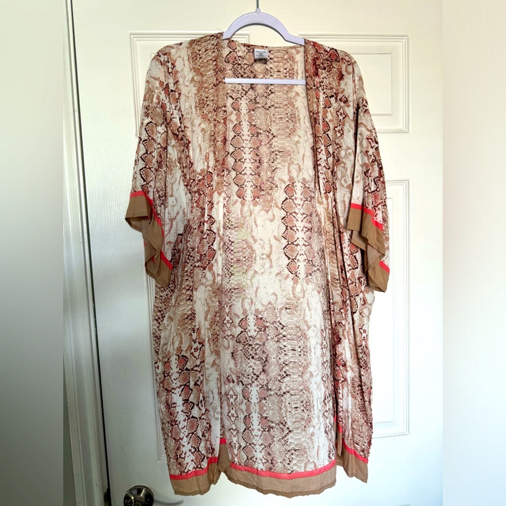 Brand Time and Thru size Small & Medium color beige